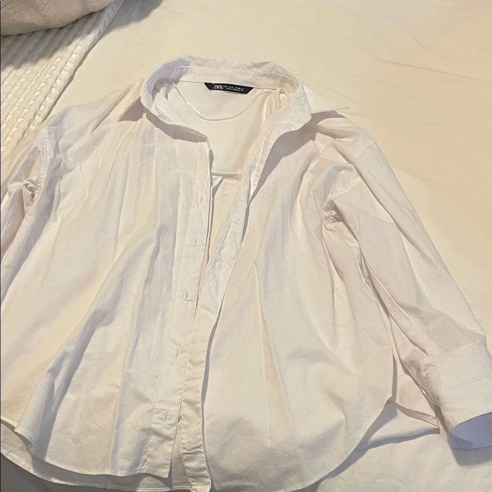 Zara White Flowy Casual Button Down Shirt